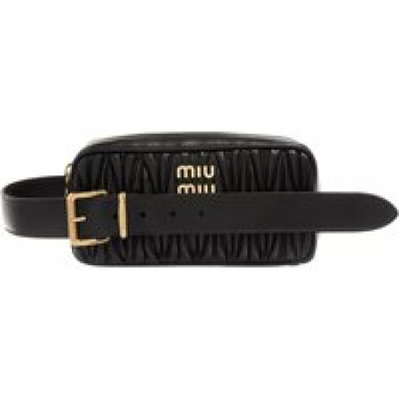 Miu Miu Pochettes - Matelassé Pochette Bag in zwart