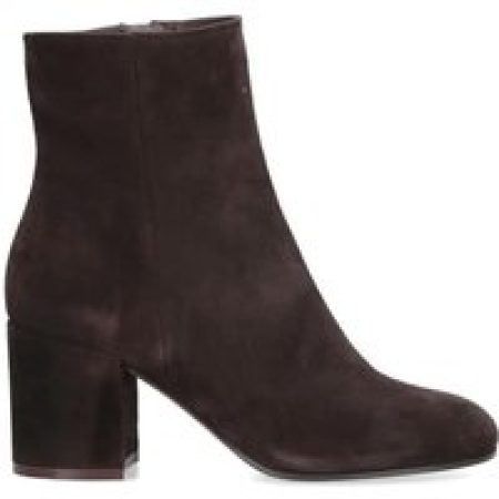Gianvito Rossi Boots - Suede Ankle Boots With Rounded Toe in bruin
