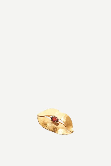 Wouters & Hendrix broche Small Lip Brooch with Garnet PSC006 gold-plated silver